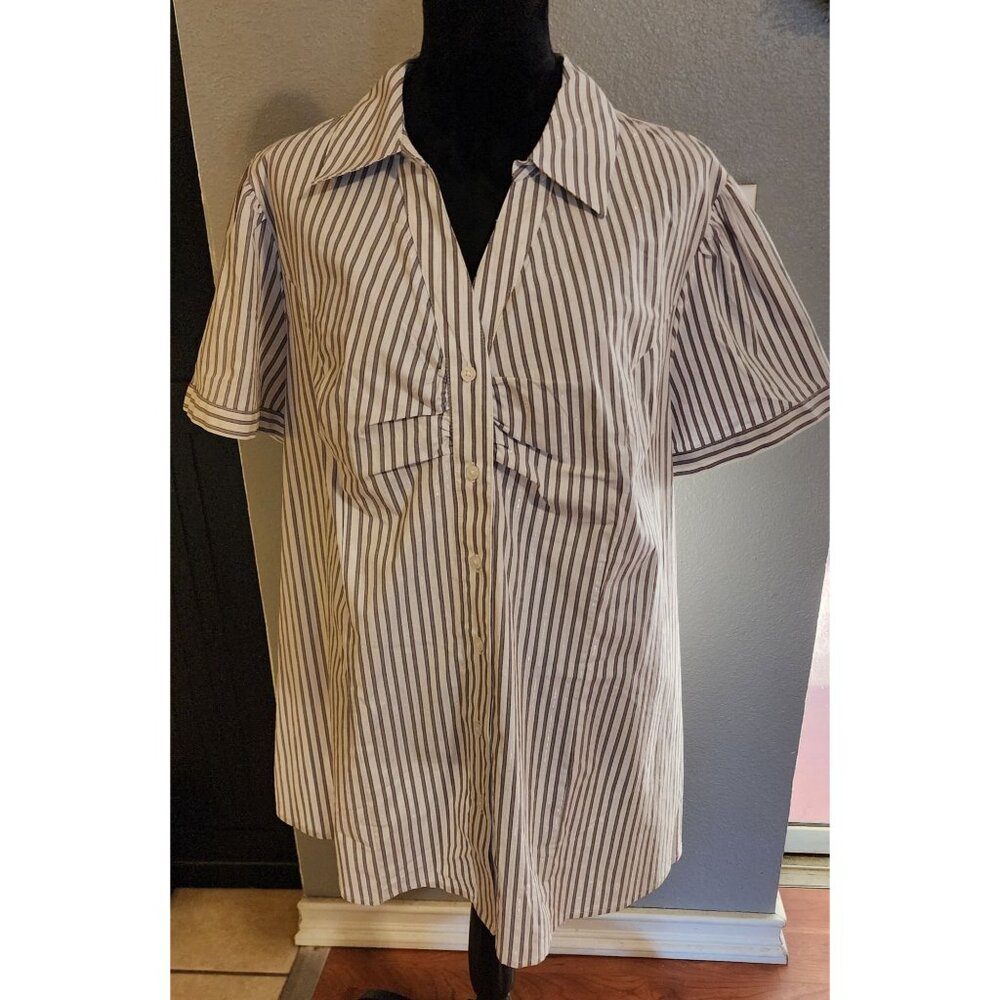 Lane Bryant Blouse Womens Size 26  Striped Short‎ Sleeve Button-Up White Gray